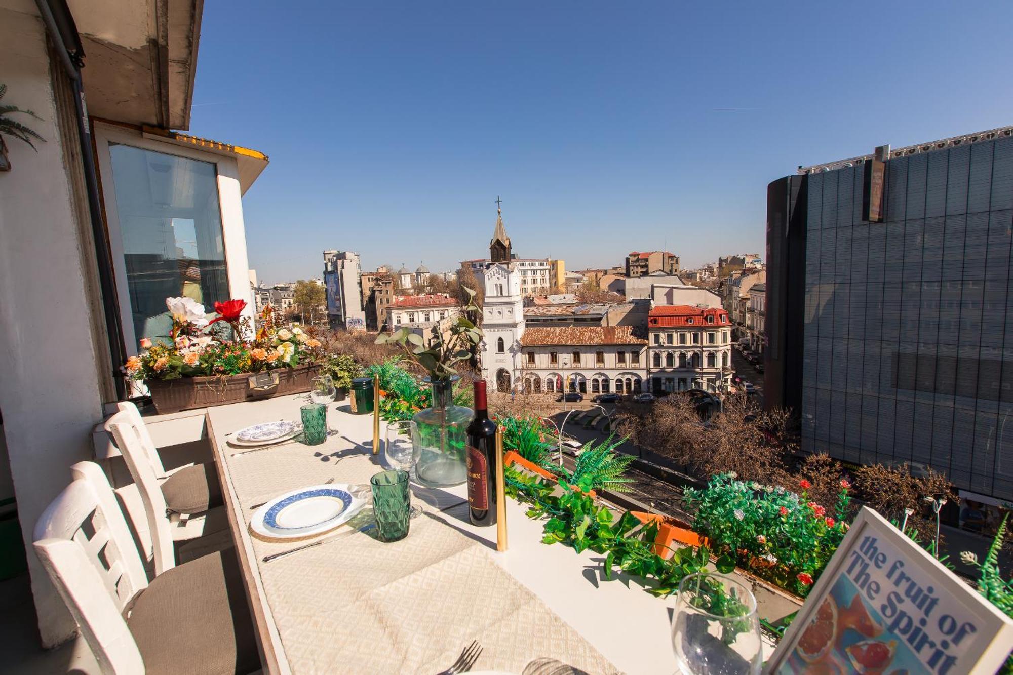 Old Town Apartment With Amazing View From The Balcony Bucarest Exterior foto